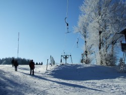 Ski and snowboard rental on the Drei-Tannen-Alm